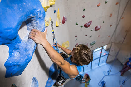 Vertical eXcape Climbing Center 6