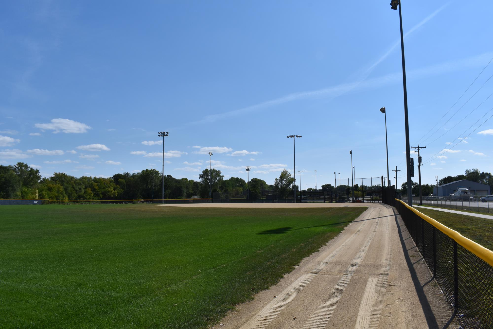 Carroll Park Baseball field.jpg
