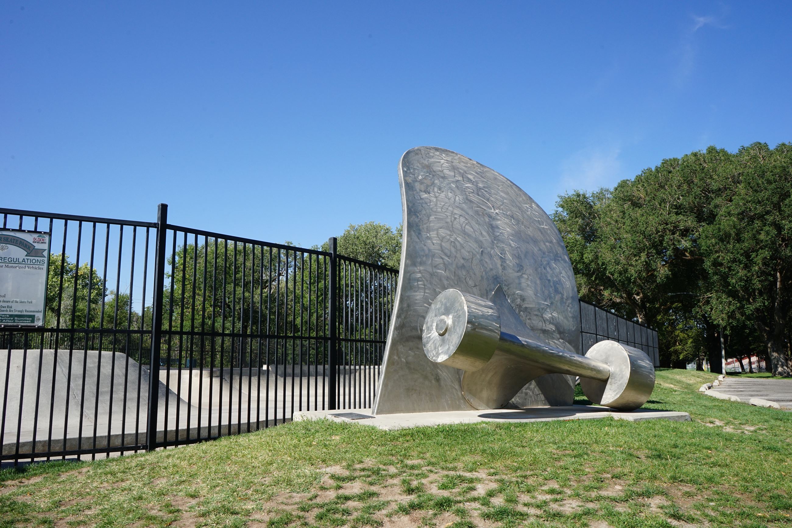Lorin Farr Swimming Pool, Skate Park