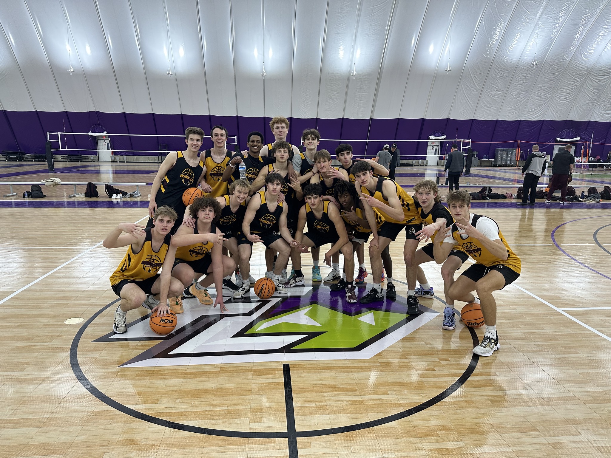 future legends aau basketbll.jpeg