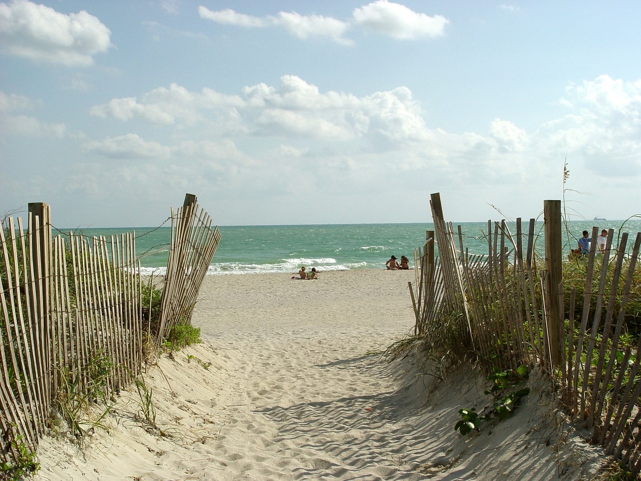 beach-1808406_1280