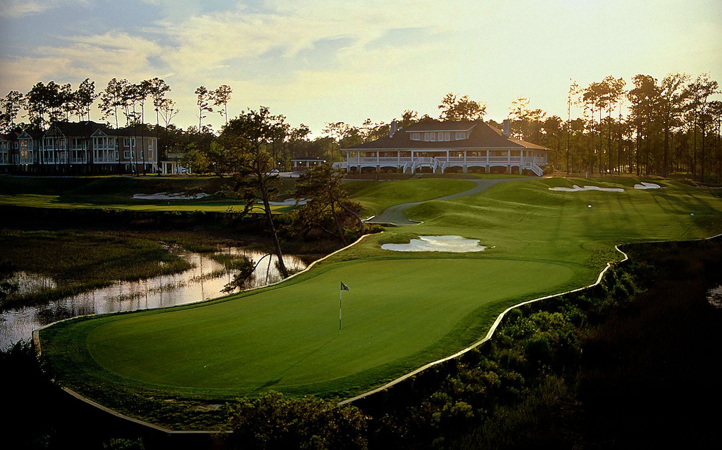 river's edge golf club