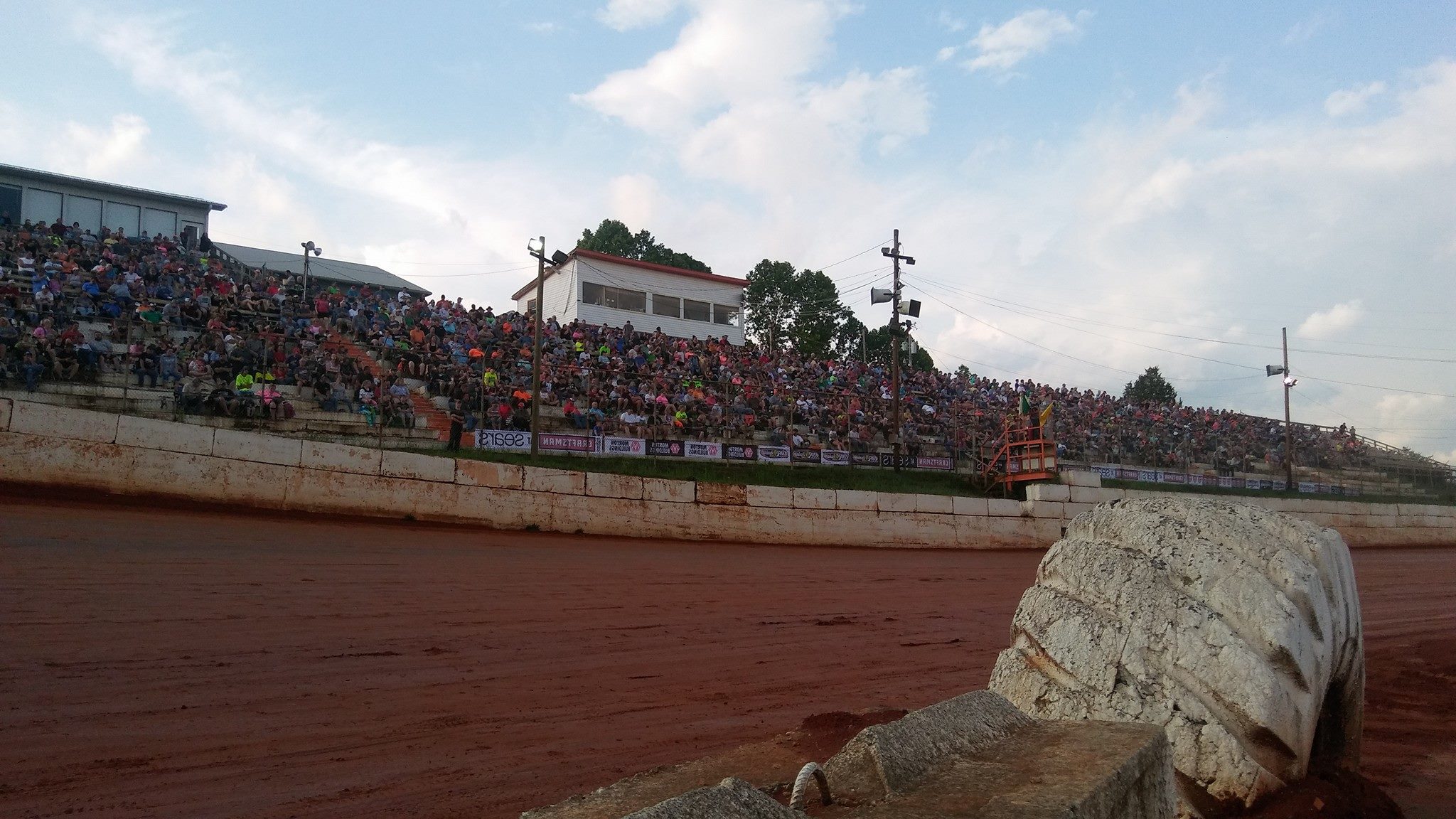Volunteer Speedway