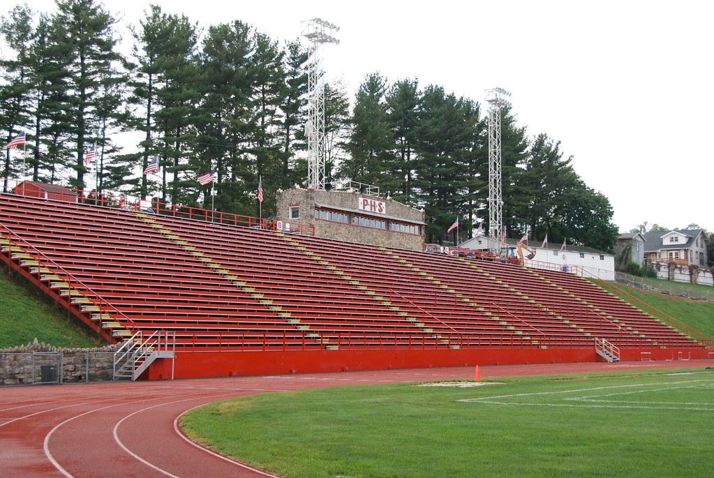 Veterans Memorial Stadium 4