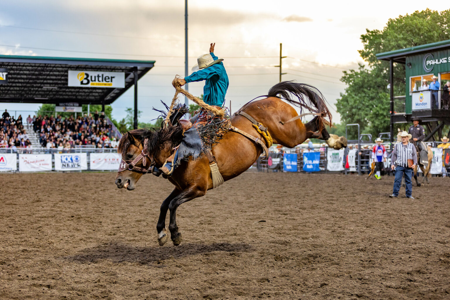 Dale Pahlke rodeo arena.jpg