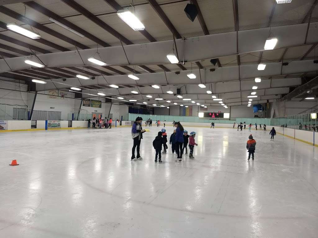 97fc44b0d2d342d6bbbfe7af0df5e9e1__united_states_illinois_lake_county_vernon_township_buffalo_grove_abbott_court_1500_twin_rinks_ice_pavilionhtml