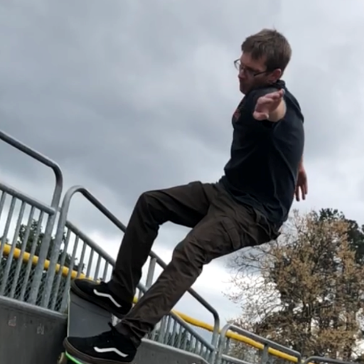 McLeod Park - Skateboard