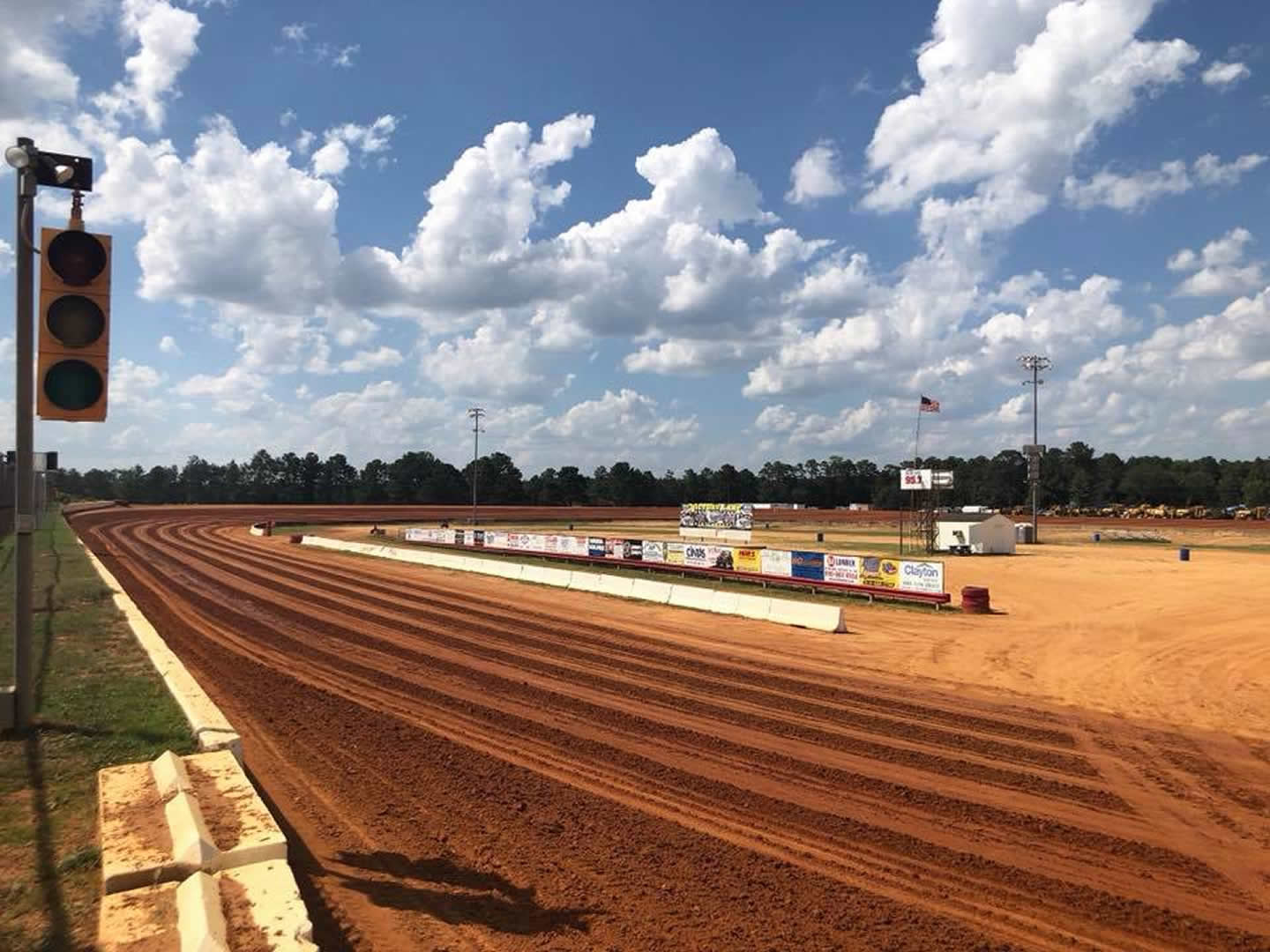 fayetteville-motor-speedway-looks-to-brighter-2019-season-2019-03-07_23-14-26_260462