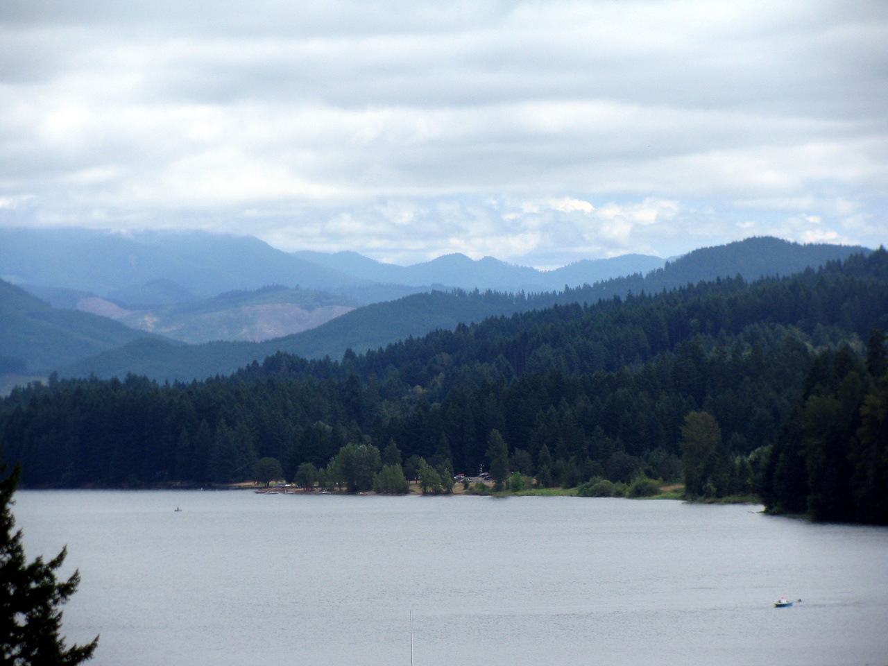 Dorena Lake5