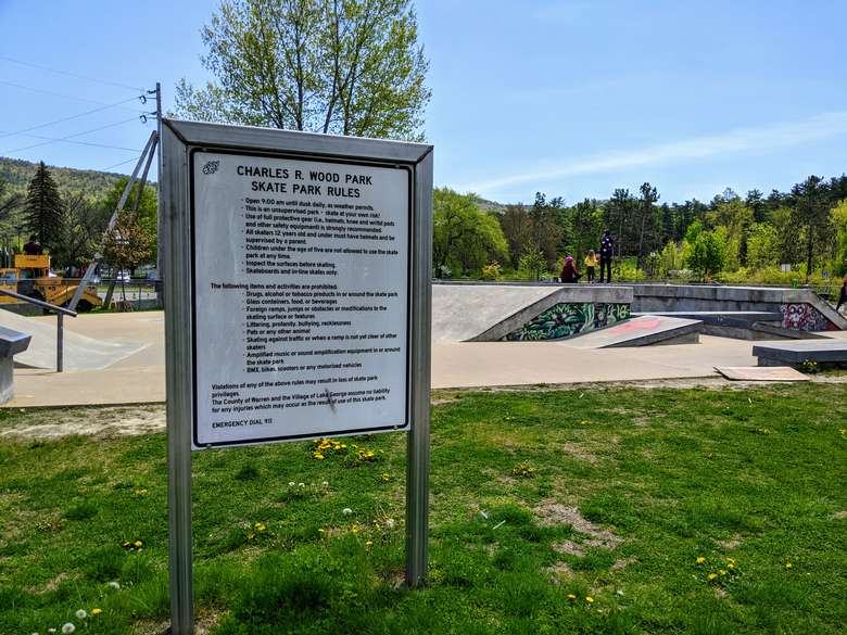 LG skate park sign.jpg