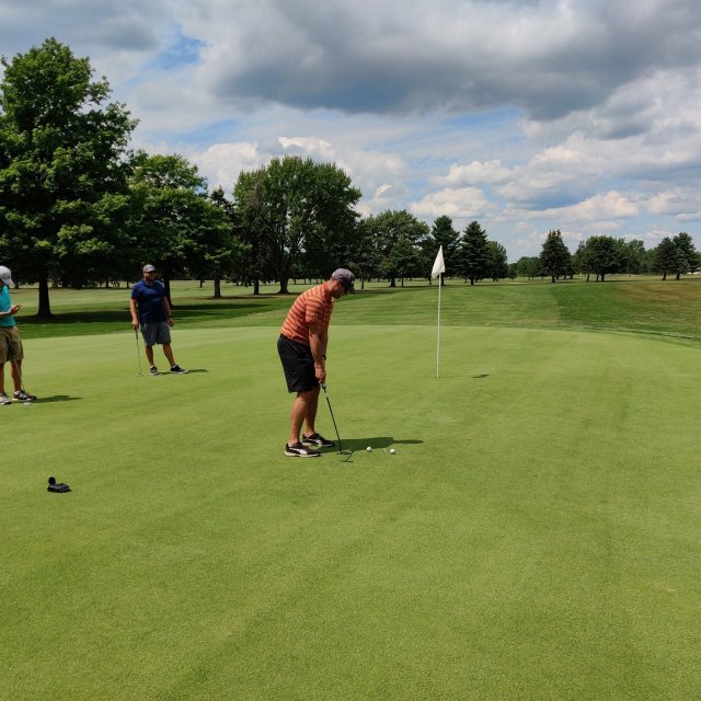 Riverby Hills Golf Club 4