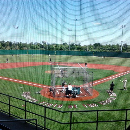 Segnette Field 5
