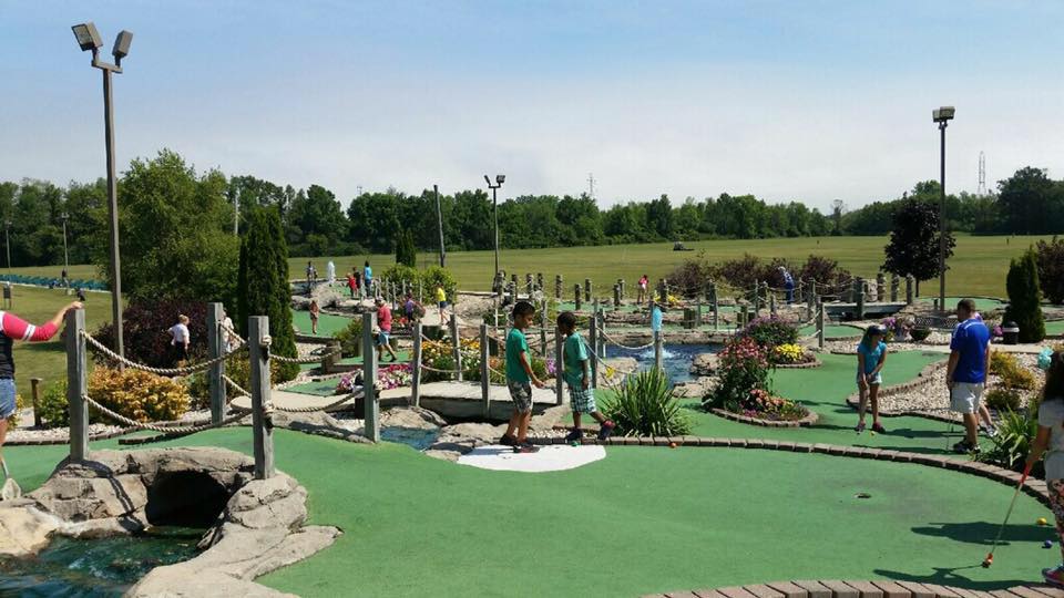 Mulligan's Mini Golf and Driving Range3