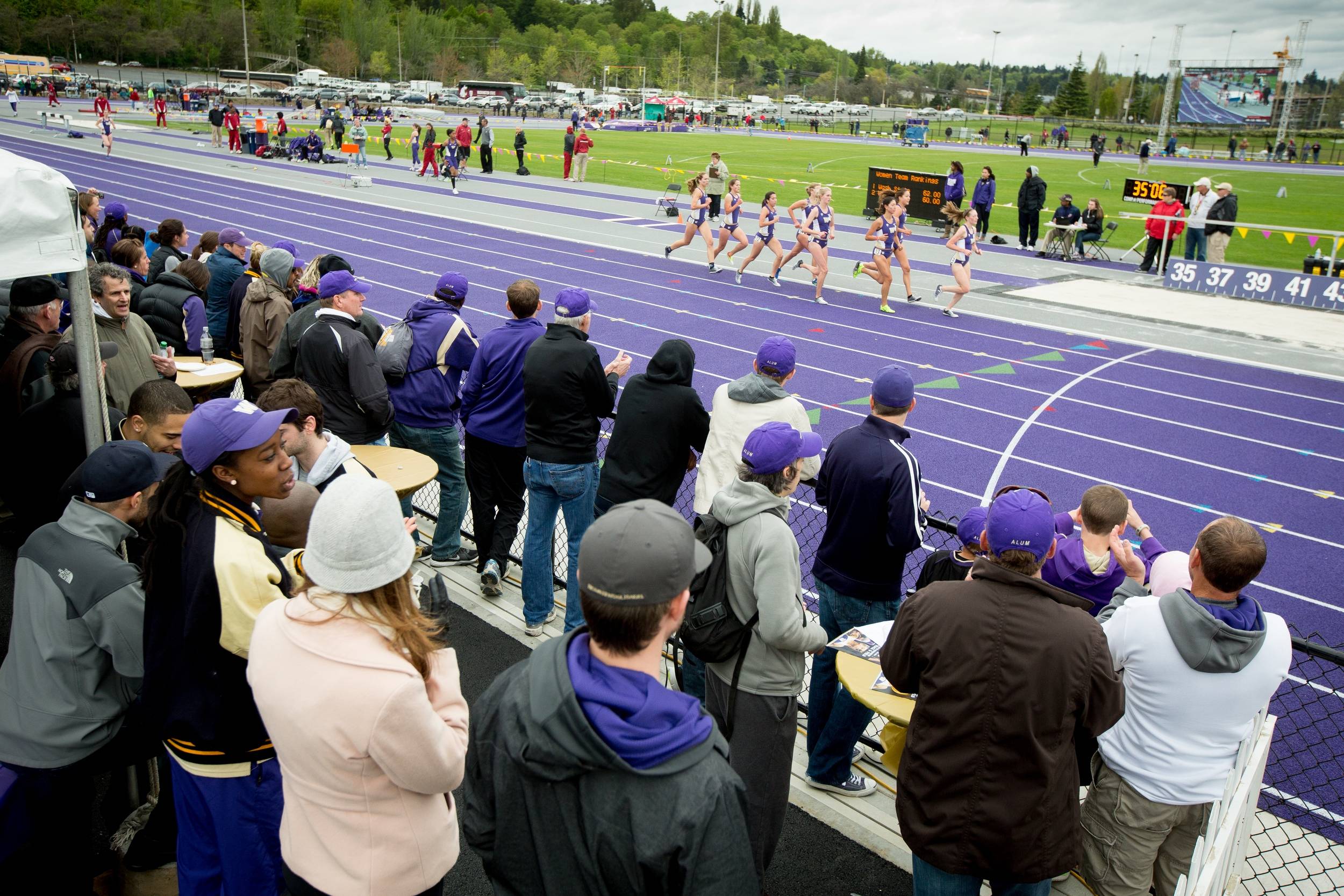 Husky Track (3)