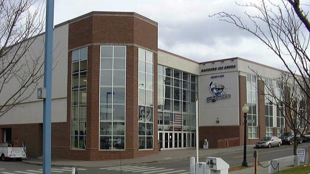Danbury 4