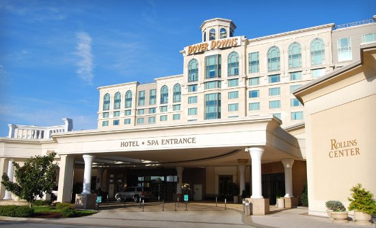 hotel-entrance