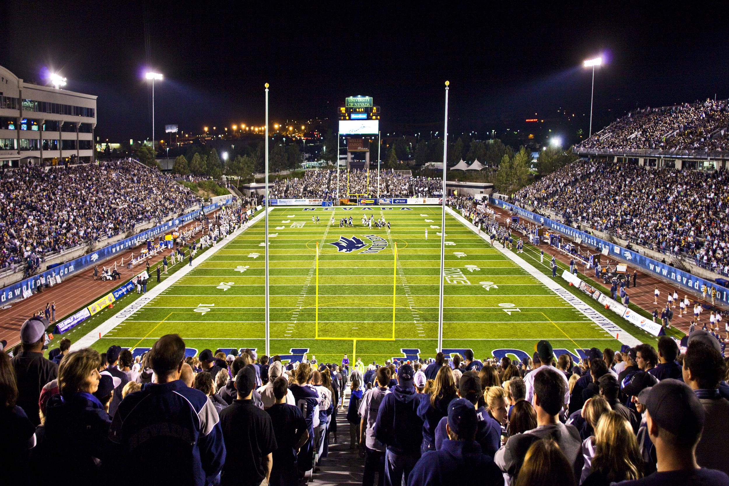 Nevada_FOOTBALL_GoalPosts
