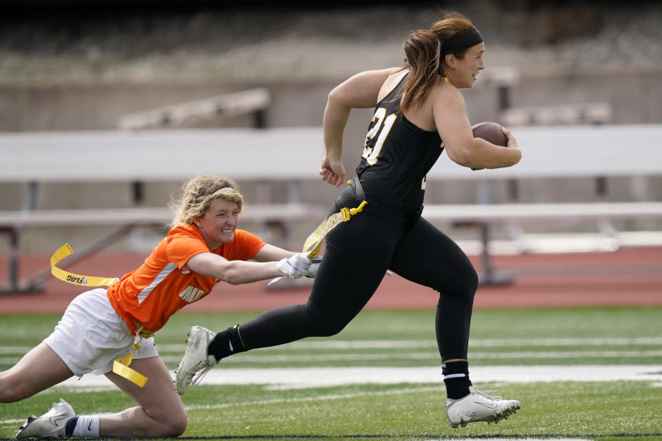 Independent Hill Ball
