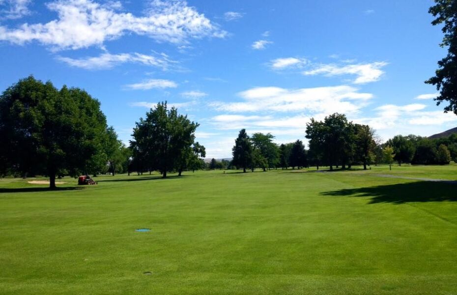 Yakima Elks Golf & Country Club 1