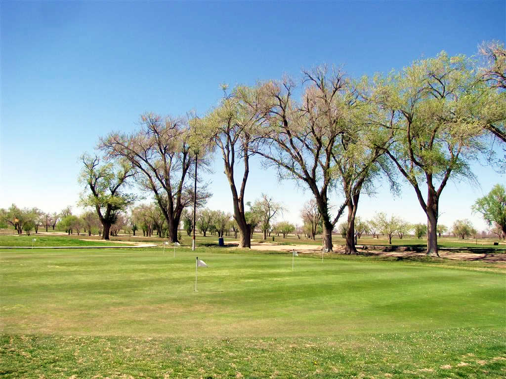 Sunset Golf and Country Club6