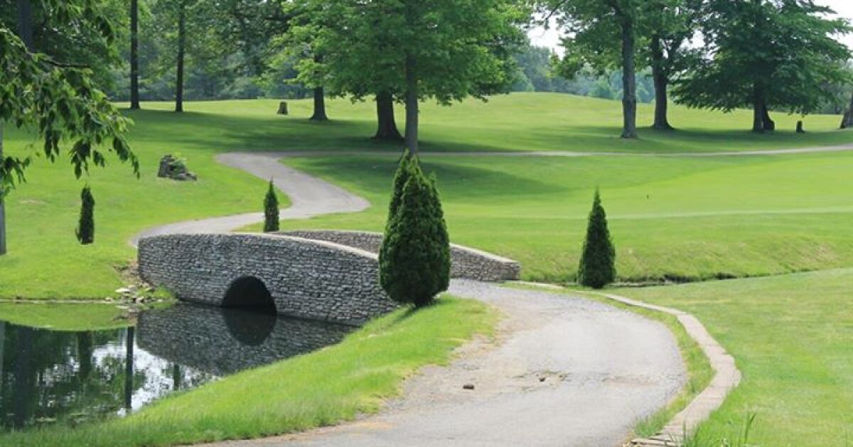 raintree country club.jpeg