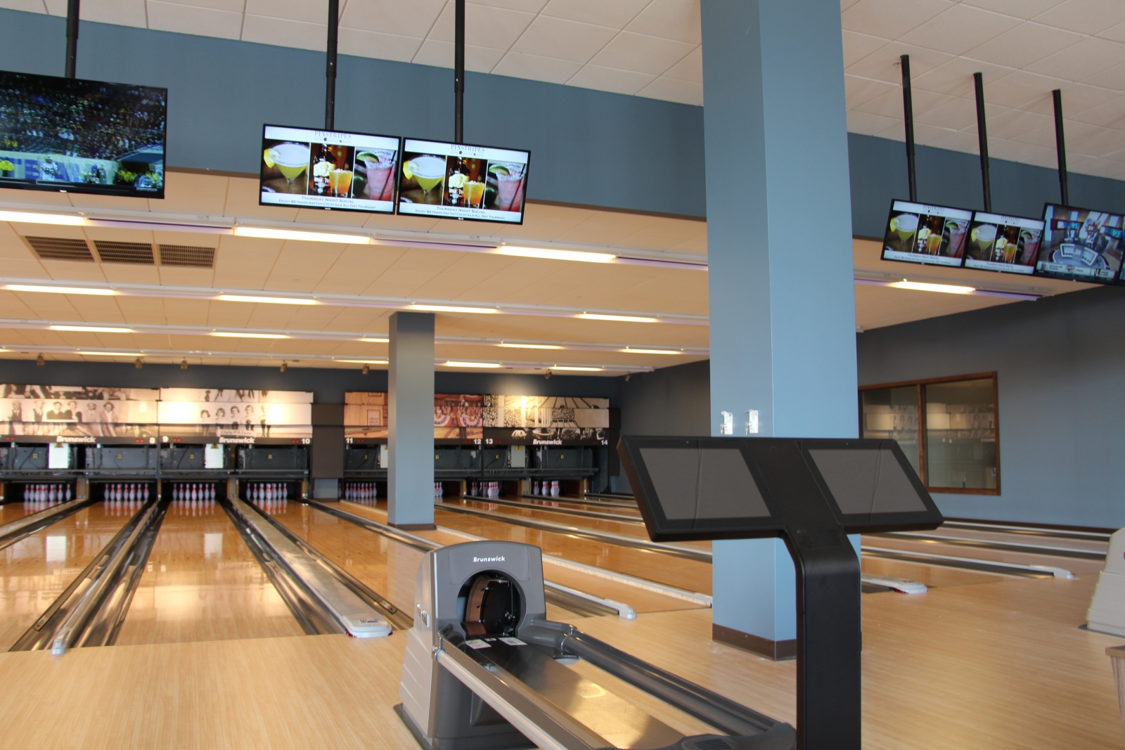 Pinstripes Bistro, Bowling and Bocce3
