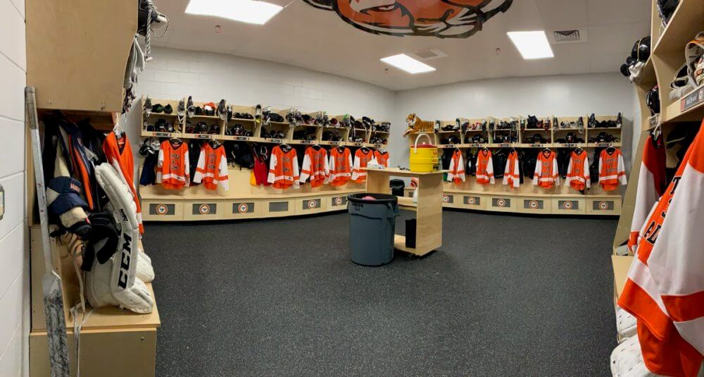 thayer sports academy ice hockey locker room.jpeg