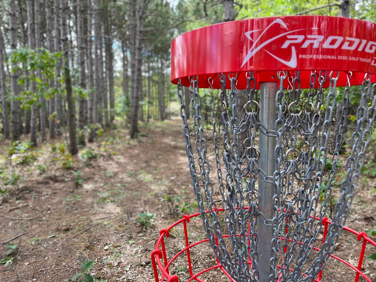Leinenkugel's Disc Golf_4.jpg