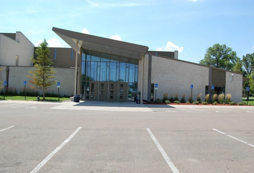 Cap_Fed_Entrance-49-880-600-80-c