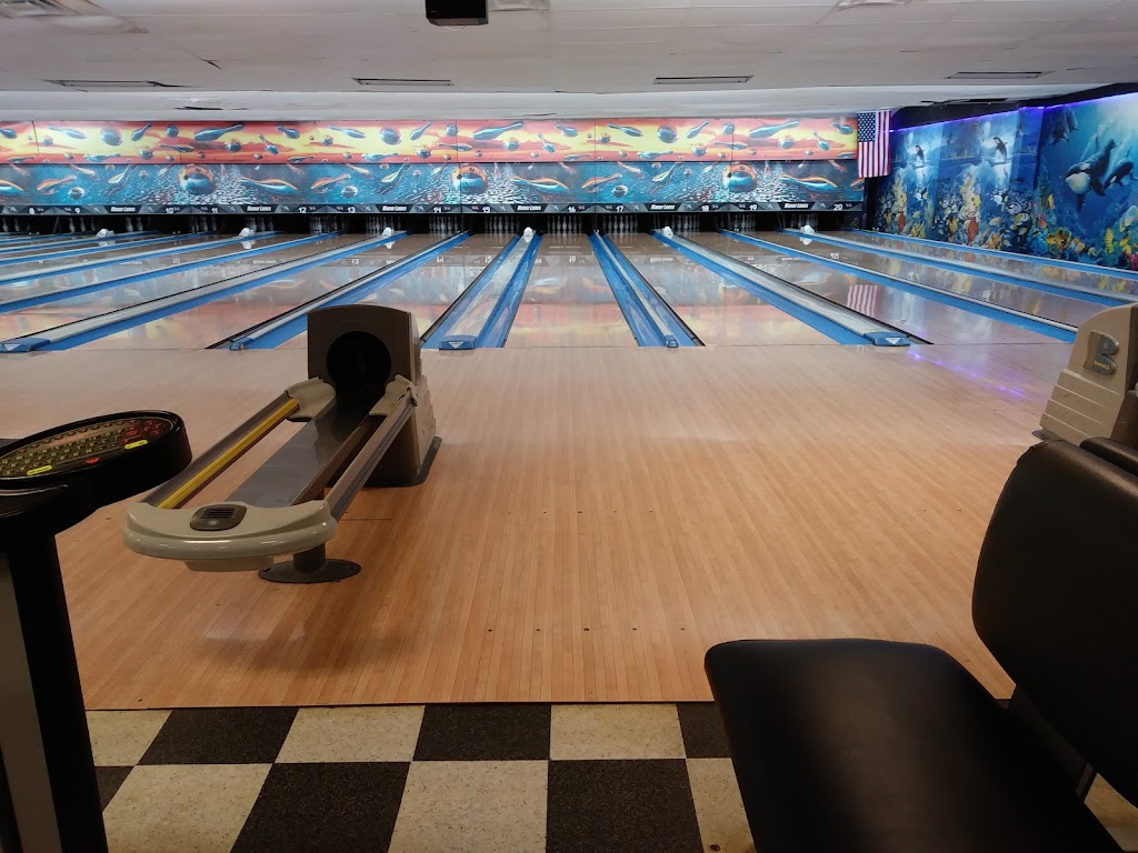 Manor Lanes Bowling & Sports Den Pub 4