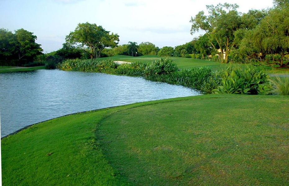 AnyConv.com__The Club at Emerald Hills 1 (1)