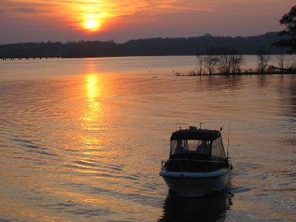 lake hartwell 3