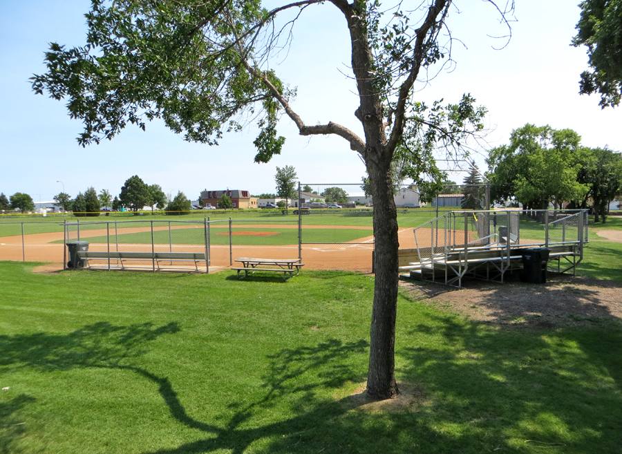 2016-Tatley-Eagles-Park-3.jpg