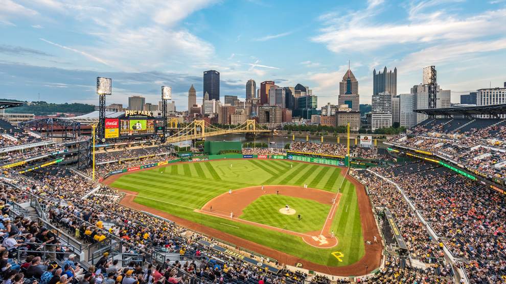 PNC-Park-Downtown-Pittsburg-DiCello_6c9106706e12d67d9e947a149142c7f3