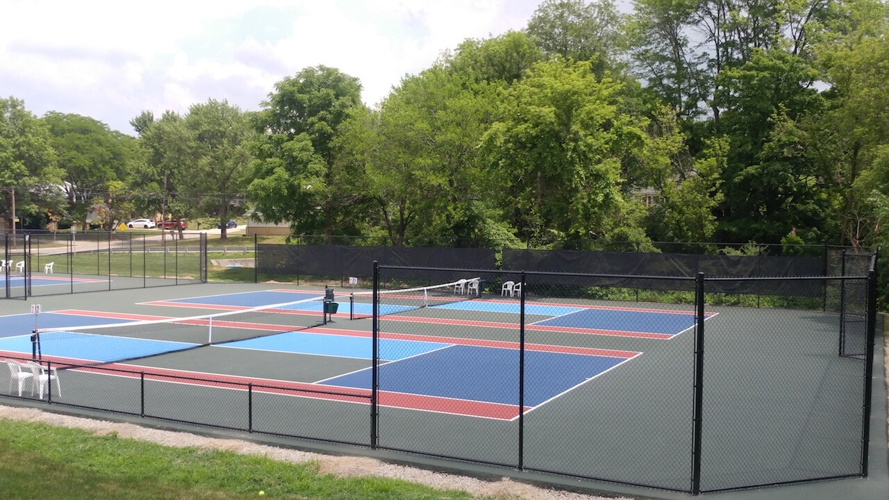 Two's Athletic Club 1