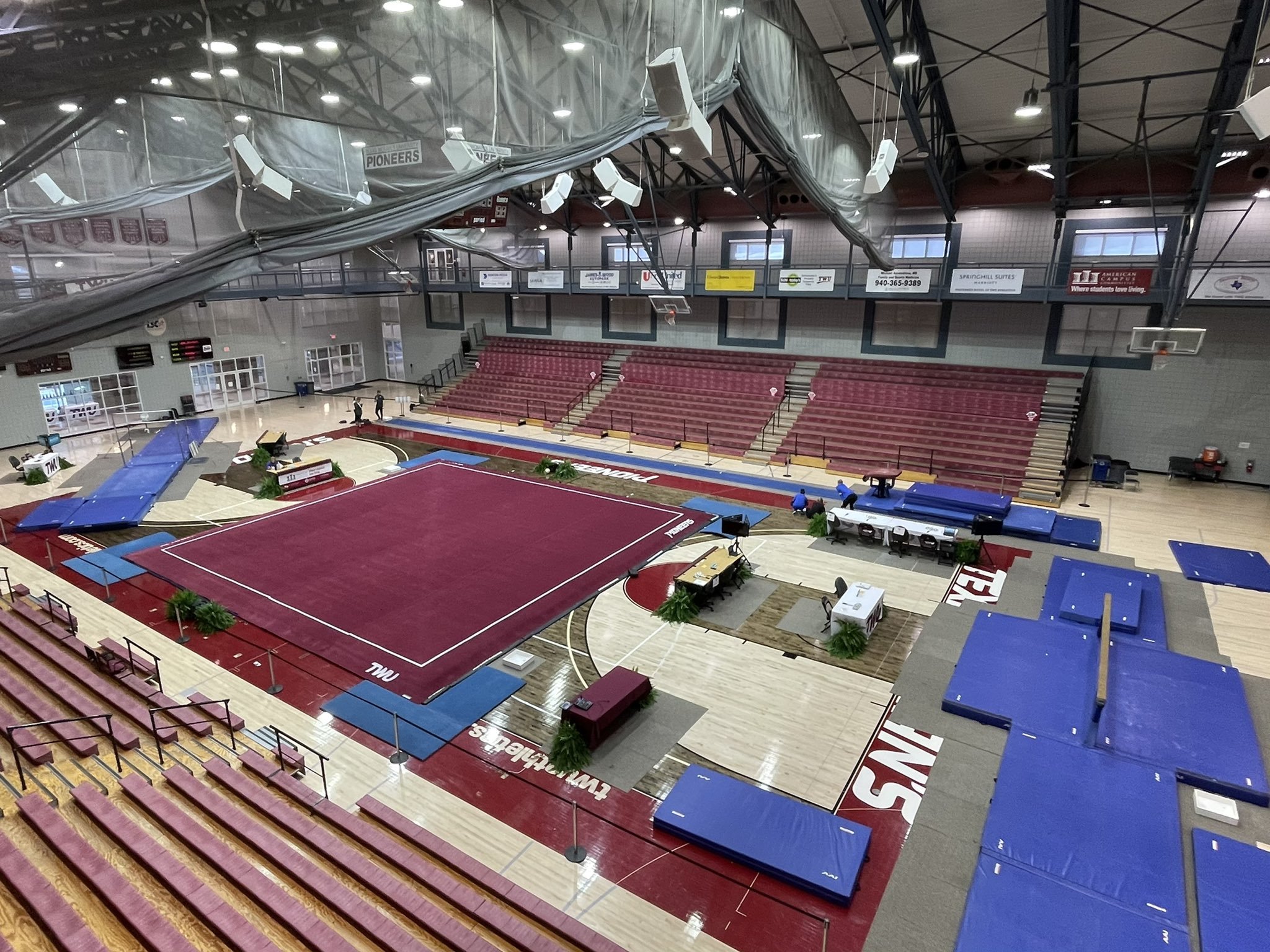 AnyConv.com__TWU - Kitty Magee Arena 5