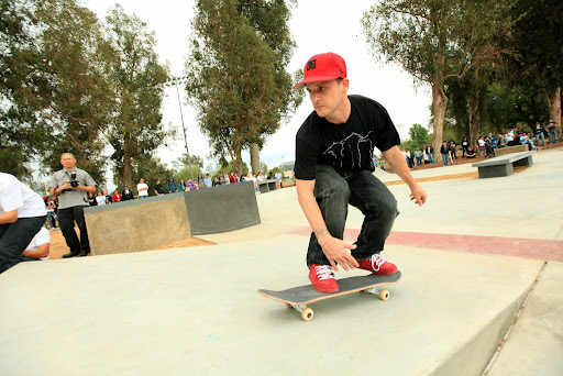 Rob Dyrdek-DC Shoes Foundation Outdoor Skate2