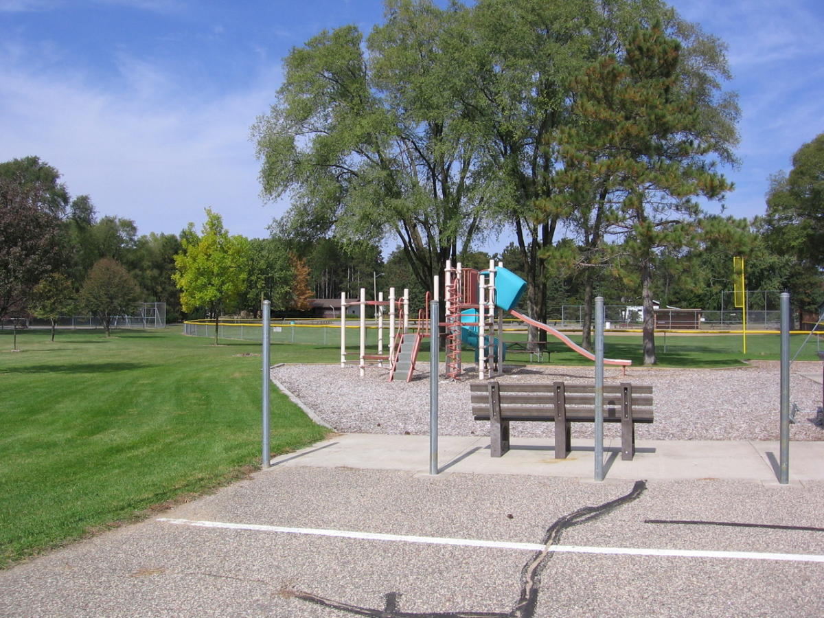 Easlan-Weslan Park 4