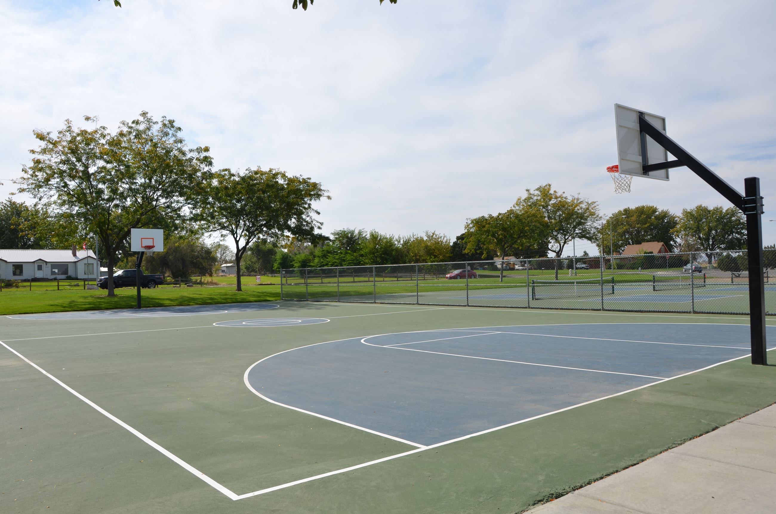 Lawrence Scott Park - Basketball Court