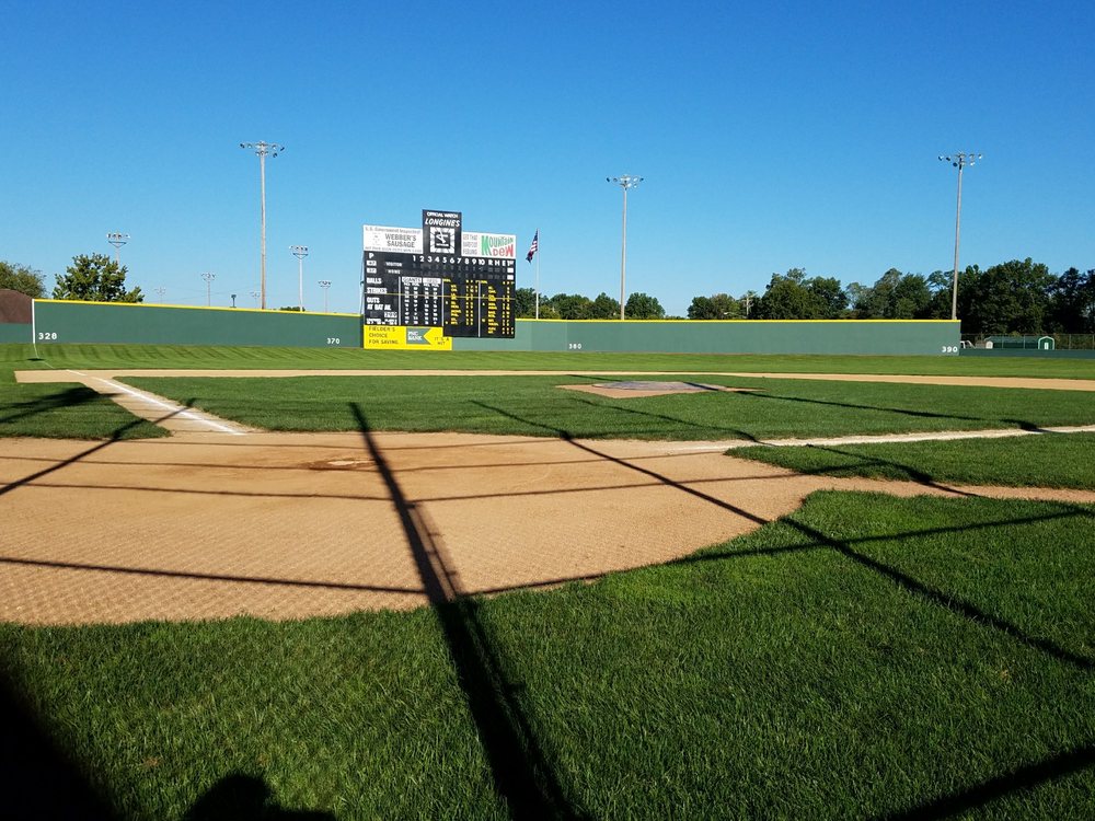 Blue Ash Sports Center4