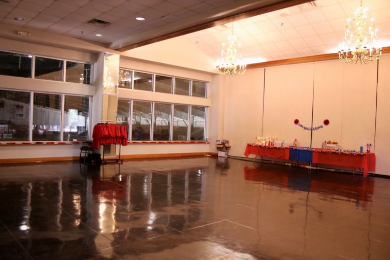 Banquet Hall 5.jpg