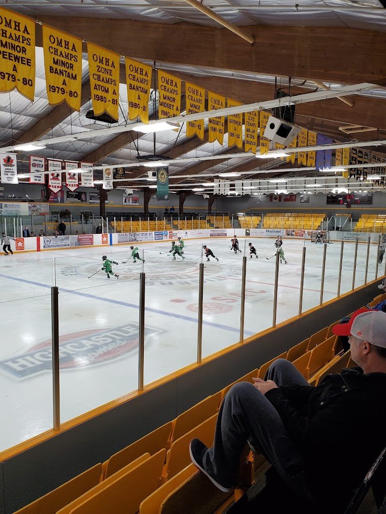 aurora community centre ontario ice rink.jpg