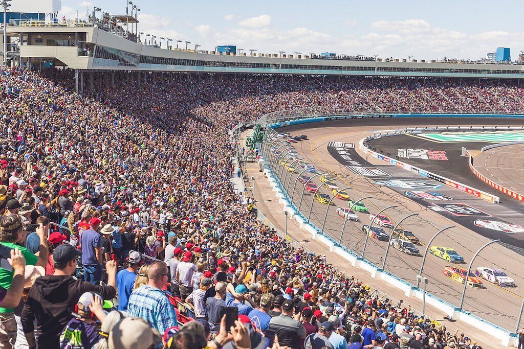 Phoenix Raceway 10