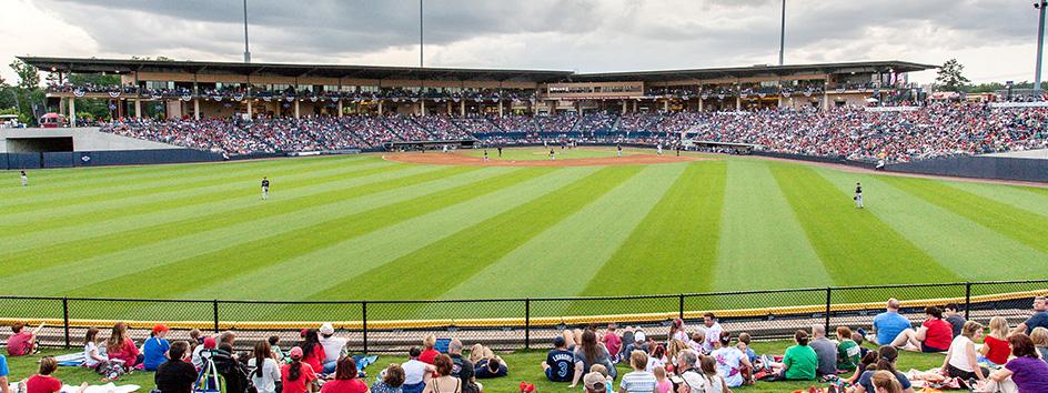 Coolray Field 4