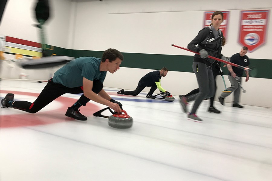 Evergreen Curling Club2