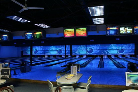 strikes-and-spares-entertainme