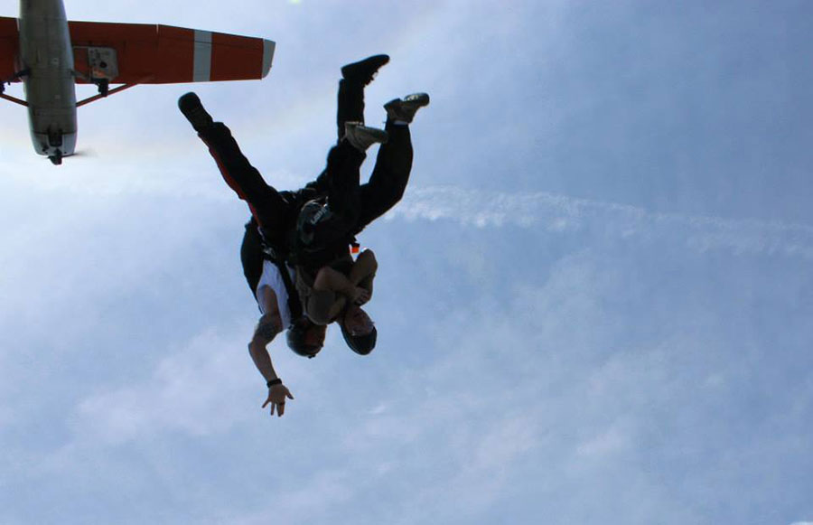 Flying Tigers Sports Parachute Center8