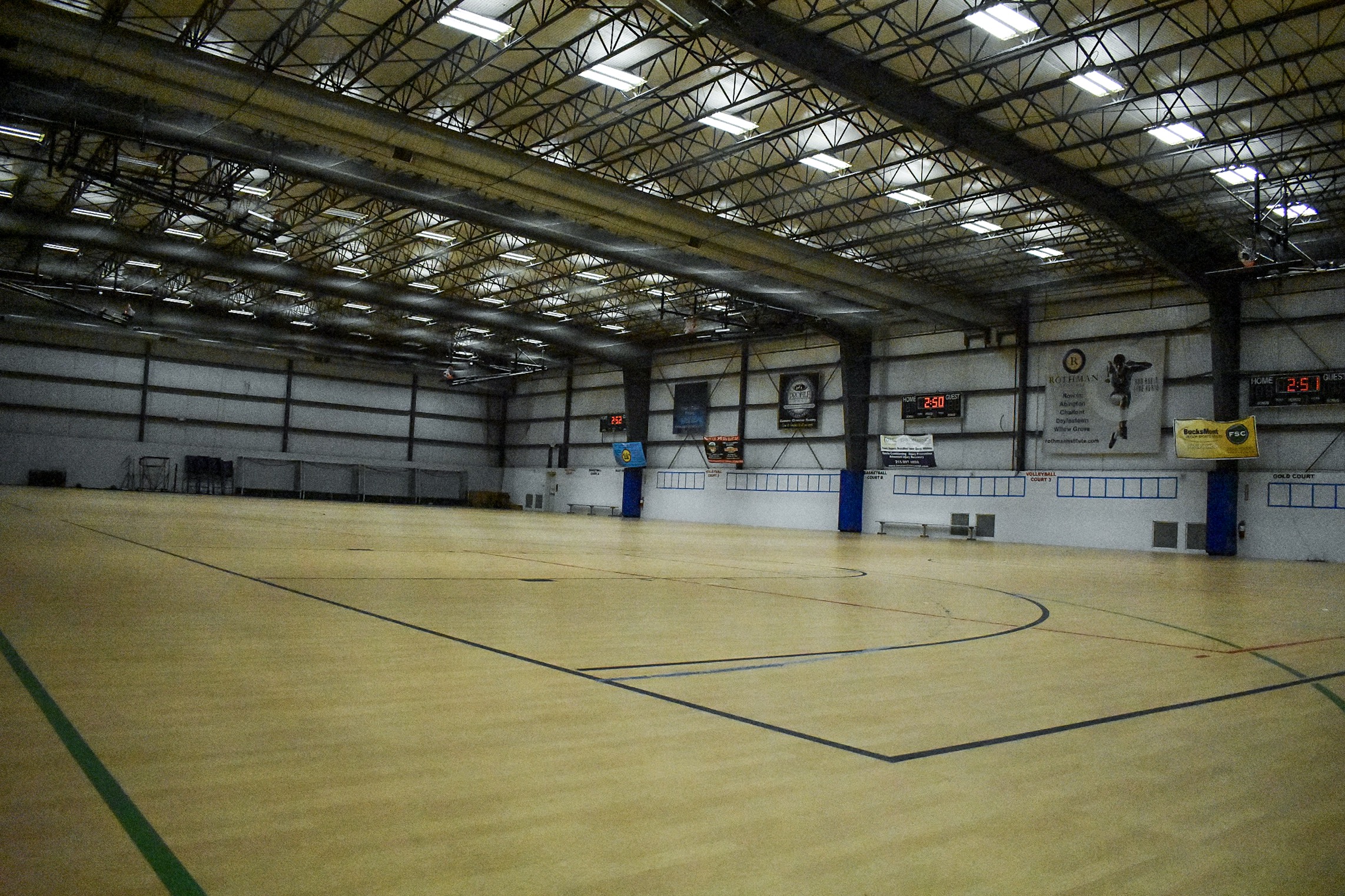 XL Sports World