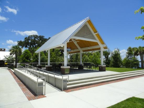 kissimmee-lakefront-park.jpg