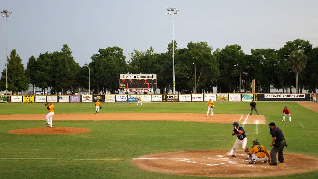 Pat Thomas Stadium5